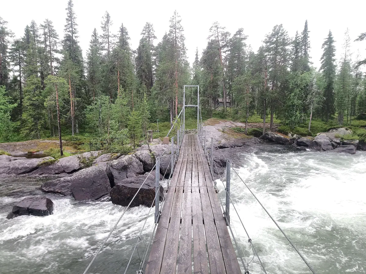 Hängbron vid Trollforsen